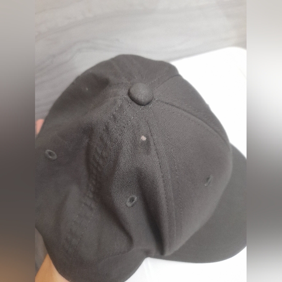 Lululemon - Gray Snapback Trucker Hat/Cap - One Size - Picture 9 of 9